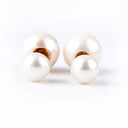 Dior Double Pearl Earring
